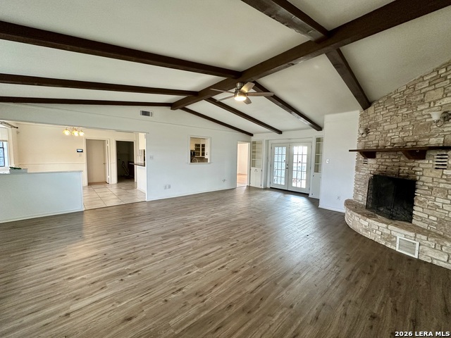 Image 2 of 12 For 211 Uecker  