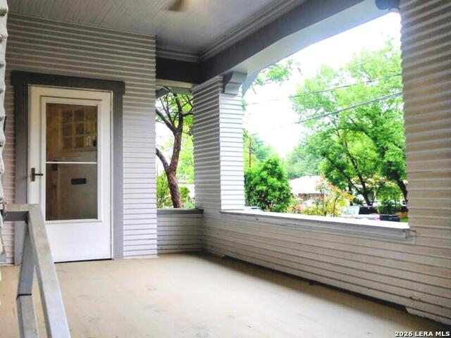 Image 13 of 21 For 338 Queen Anne