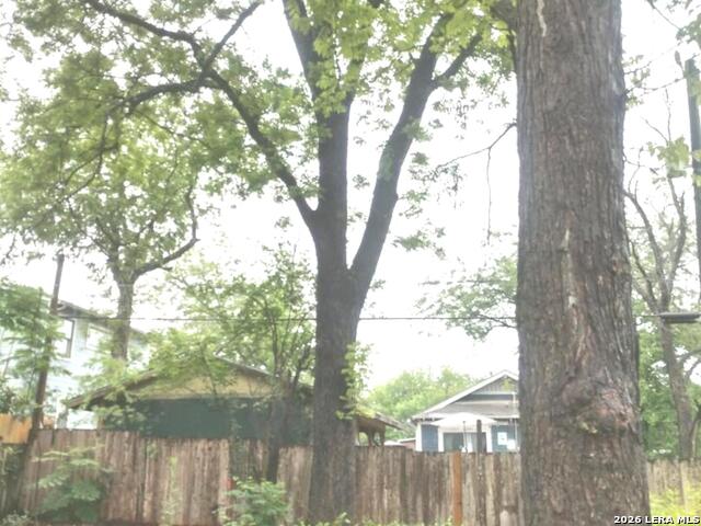 Image 19 of 21 For 338 Queen Anne