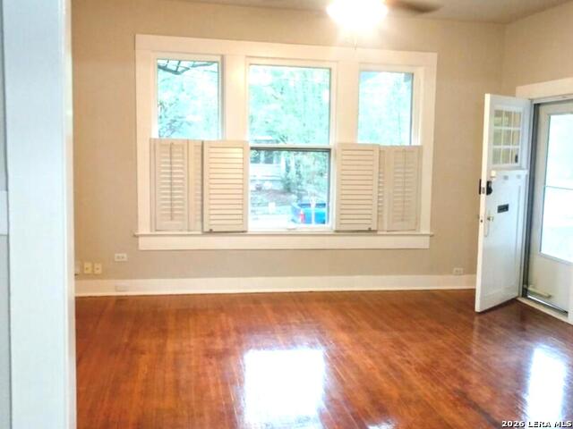 Image 4 of 21 For 338 Queen Anne