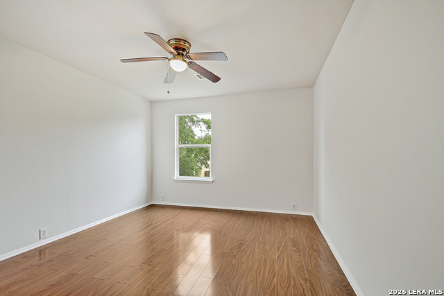 Listing photo id 23 for 3115 Arkansas Oak