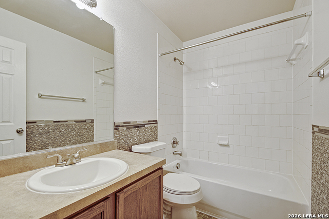 Listing photo id 24 for 3115 Arkansas Oak