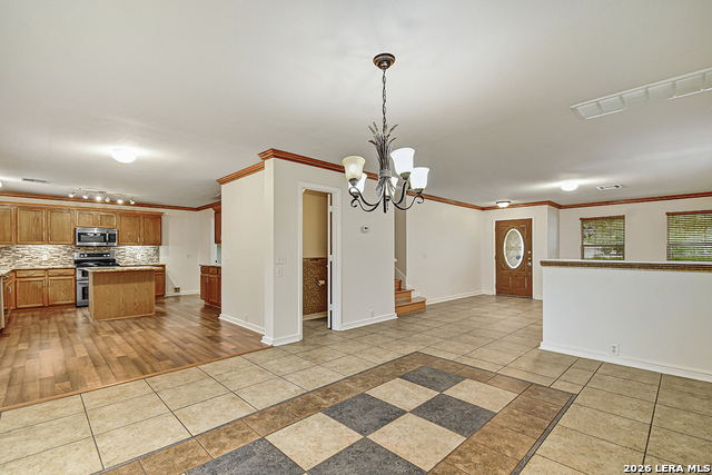 Listing photo id 6 for 3115 Arkansas Oak