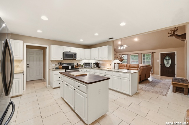 Image 7 of 20 For 141 Village Path