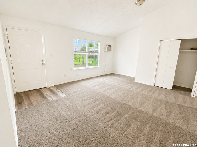 Image 13 of 24 For 7810 Somerset