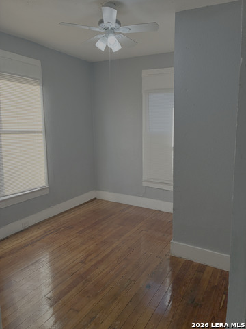 Image 11 of 12 For 1633 Woodlawn W