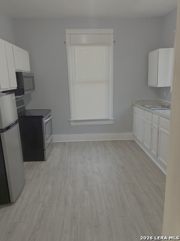 Image 12 of 12 For 1633 Woodlawn W