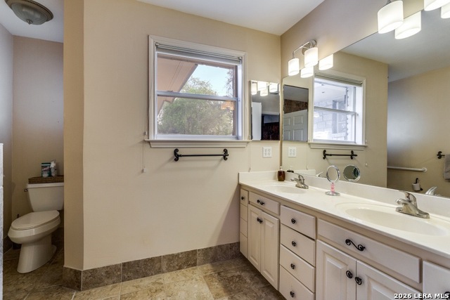 Image 14 of 30 For 212 Kendall Oaks Dr