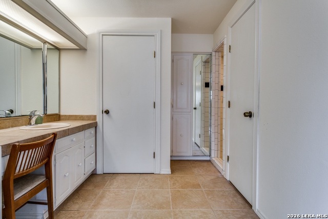 Image 20 of 30 For 212 Kendall Oaks Dr