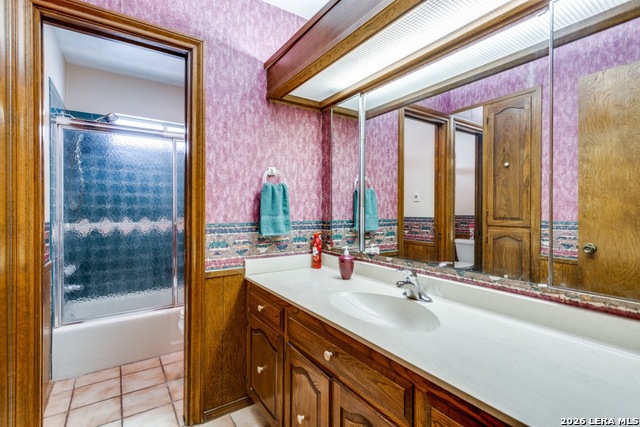 Image 22 of 30 For 212 Kendall Oaks Dr