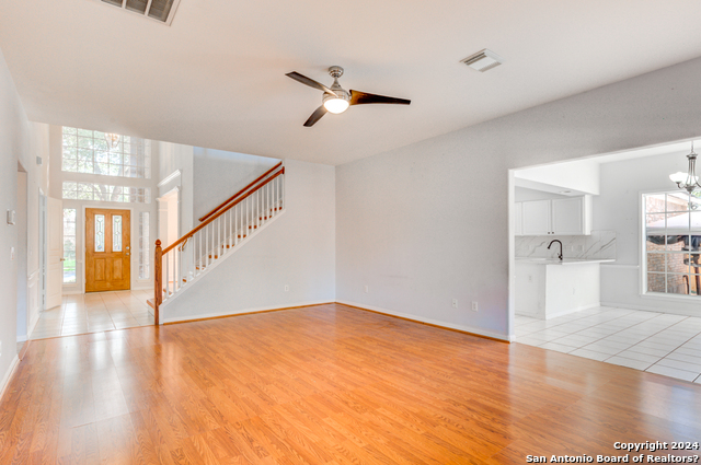 Image 25 of 50 For 8839 Goodwick Heights