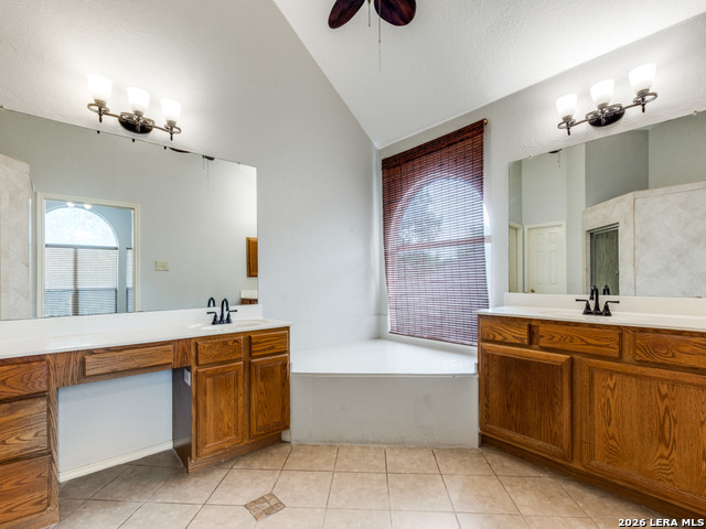 Image 8 of 12 For 13526 Barsan