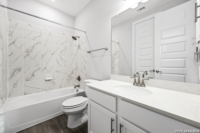 Listing photo id 32 for 571 Englewood Ln