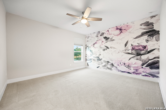 Listing photo id 33 for 571 Englewood Ln