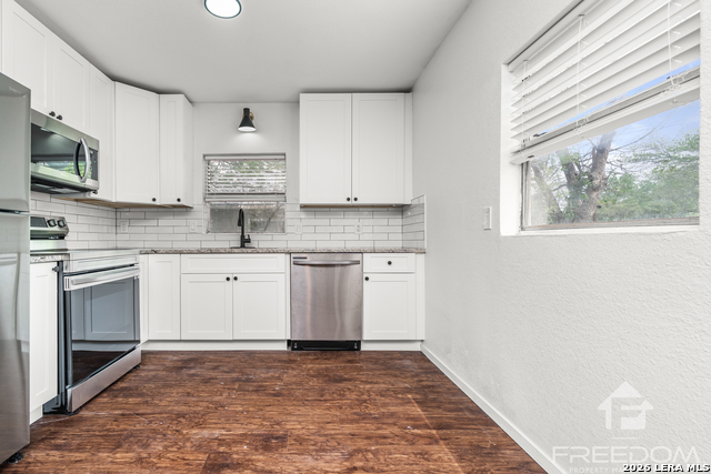 Image 10 of 26 For 1824 Katy St