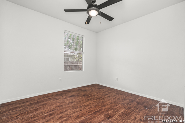 Image 16 of 26 For 1824 Katy St