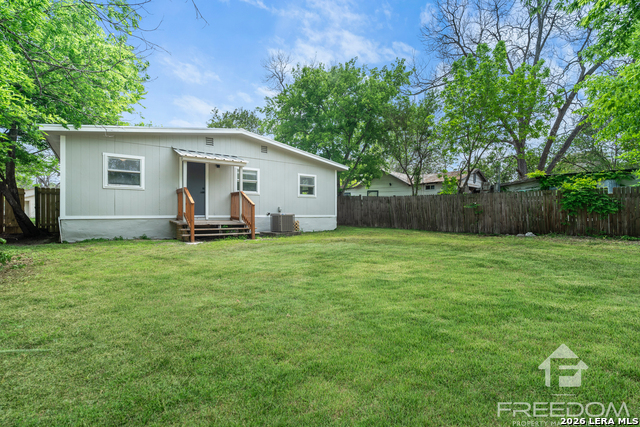 Image 24 of 26 For 1824 Katy St