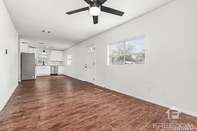 Image 9 of 26 For 1824 Katy St