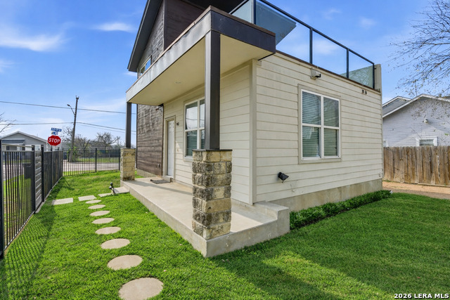 Image 4 of 21 For 911 Iowa  