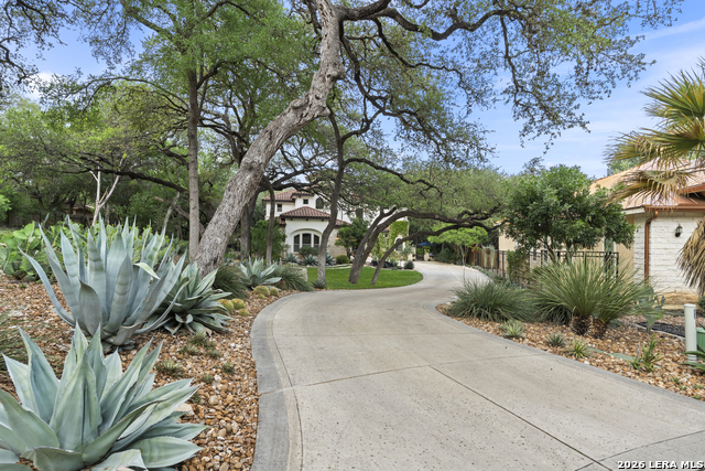 Image 6 of 46 For 3002 Elm Creek Pl