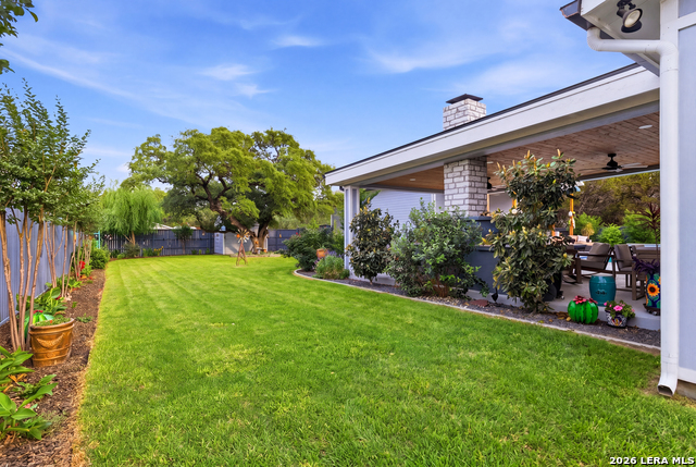 Image 58 of 77 For 2551 Lakeshore Dr