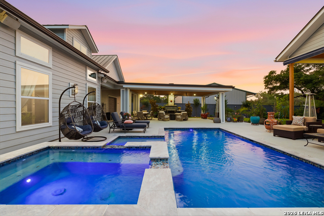 Image 62 of 77 For 2551 Lakeshore Dr