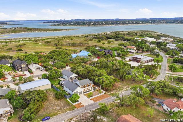 Image 67 of 77 For 2551 Lakeshore Dr