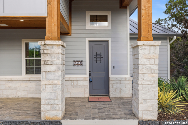 Image 71 of 77 For 2551 Lakeshore Dr