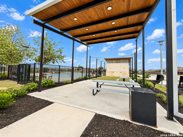 Image 29 of 33 For 840 Nodding Nixie