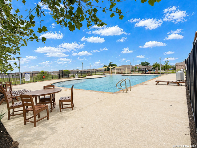 Image 30 of 33 For 840 Nodding Nixie