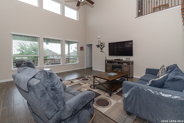 Image 14 of 38 For 12835 Ozona Rnch