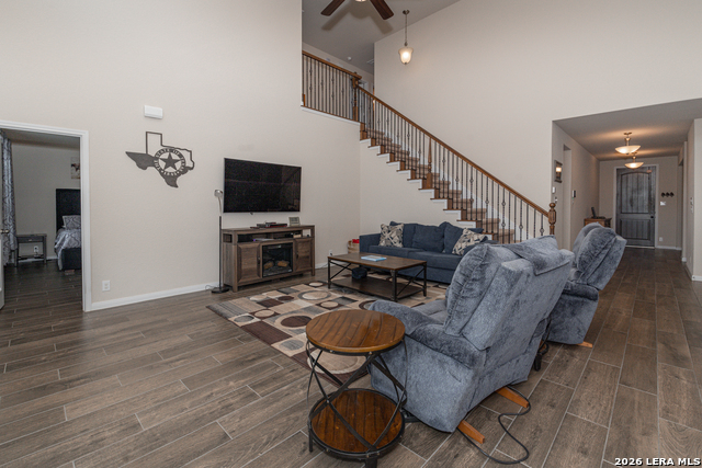 Image 15 of 38 For 12835 Ozona Rnch