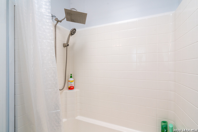 Image 54 of 63 For 190 Bailee Cir