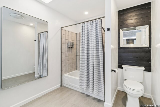 Image 18 of 30 For 15115 Oak Briar