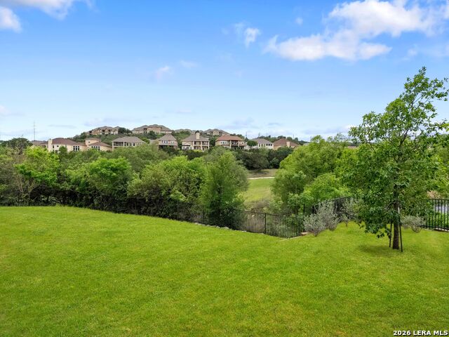 Image 35 of 40 For 18003 Resort View