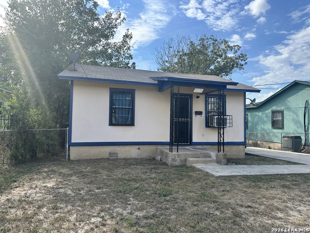 Details for 515 Clark  , San Antonio, TX 78210