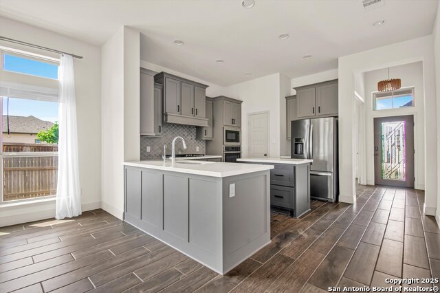 Image 14 of 21 For 2195 August Ave