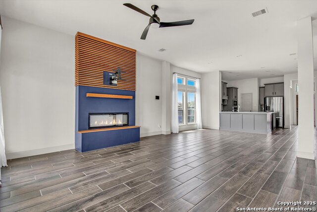 Image 17 of 21 For 2195 August Ave