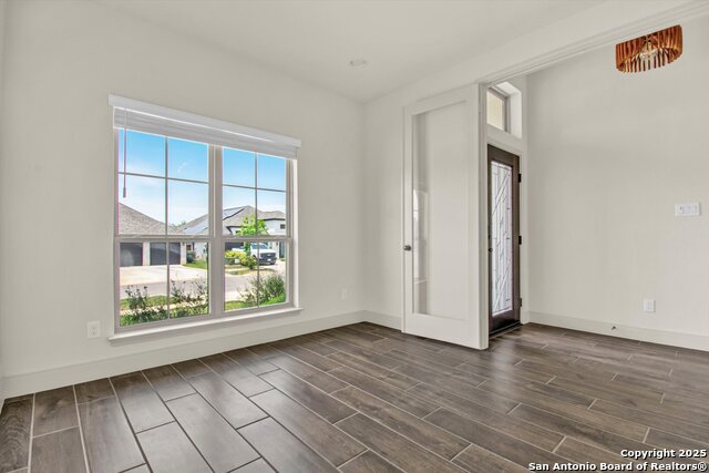 Image 5 of 21 For 2195 August Ave