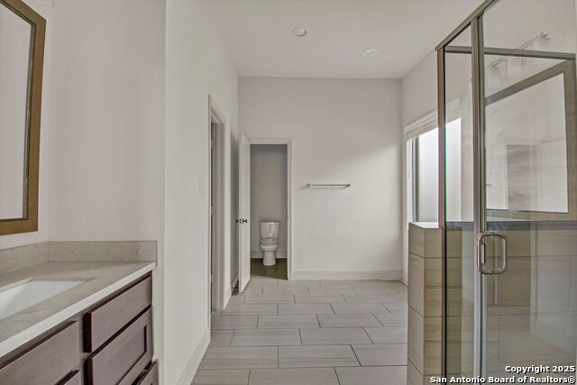 Image 8 of 21 For 2195 August Ave