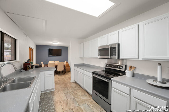 Details for 4983 Watering Trail Dr, San Antonio, TX 78247