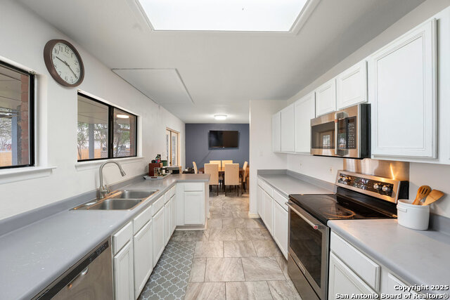 Image 7 of 18 For 4983 Watering Trail Dr