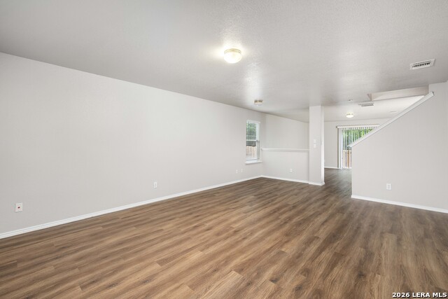 Image 3 of 35 For 9207 Mission Strm