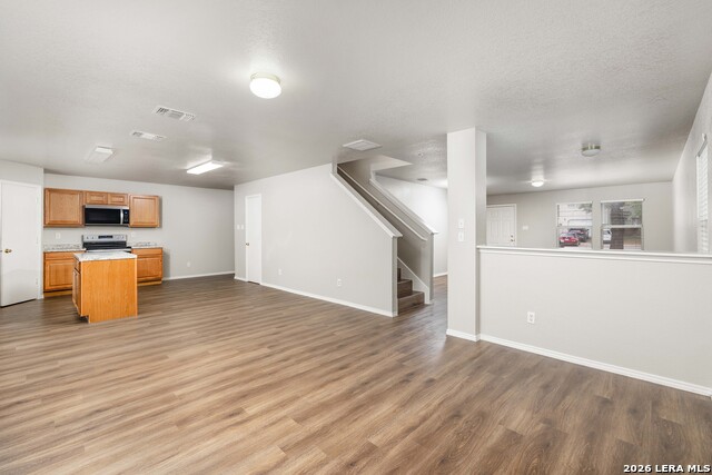 Image 9 of 35 For 9207 Mission Strm