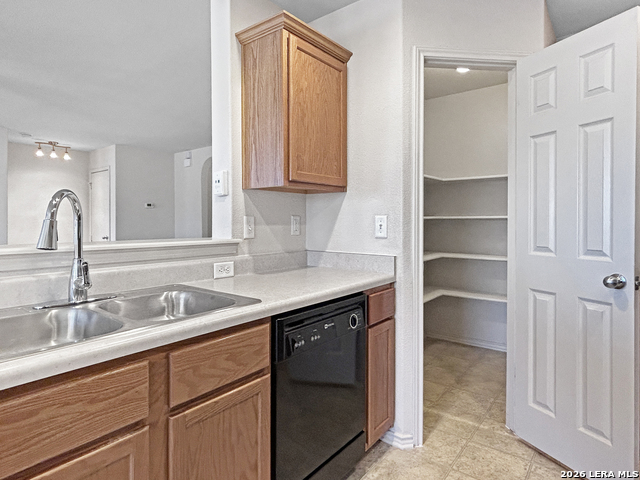 Image 10 of 24 For 10015 Red Iron Crk