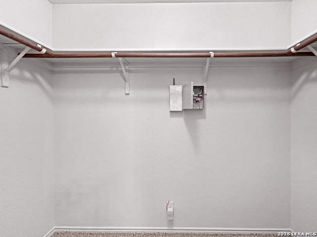 Image 14 of 24 For 10015 Red Iron Crk