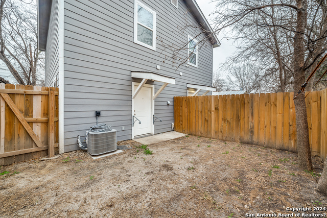 Image 22 of 25 For 234 Gould St  102