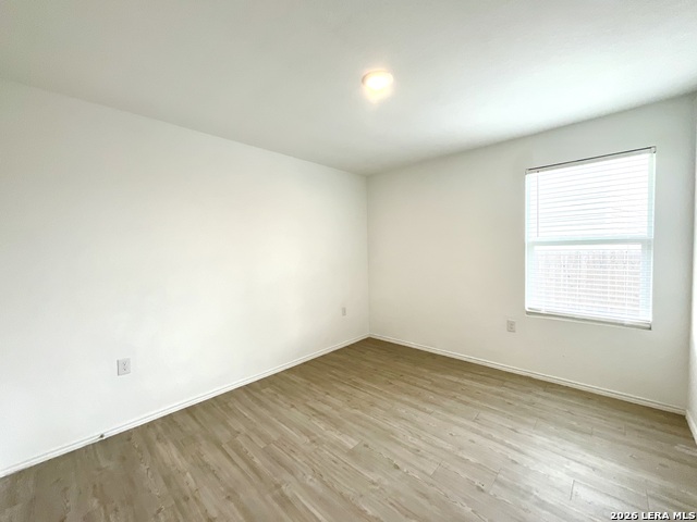 Image 10 of 29 For 907 Cook Bend