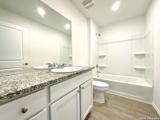 Image 18 of 29 For 907 Cook Bend