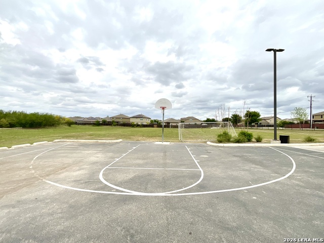 Image 26 of 29 For 907 Cook Bend